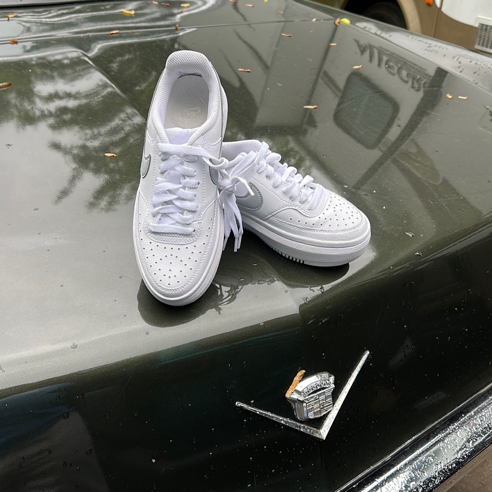 Nike white women nike court vision Alta